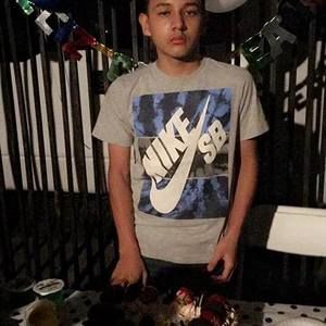 Meet your Posher, Ofelia